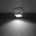 Stropna svetilka LOBO bela (10x10x10cm)