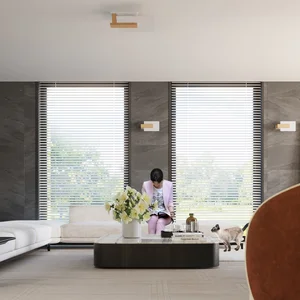 Stenska svetilka LAPPO iz naravnega lesa