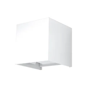 Stenska svetilka LUCA bela LED IP54 (10x10x10cm)
