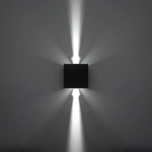 Stenska svetilka LUCA črna LED IP54 (10x10x10cm)