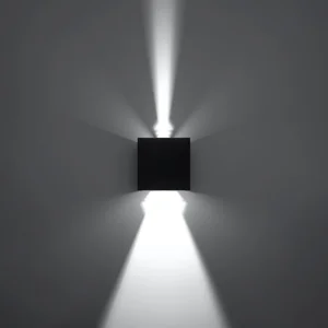Stenska svetilka LUCA črna LED IP54 (10x10x10cm)