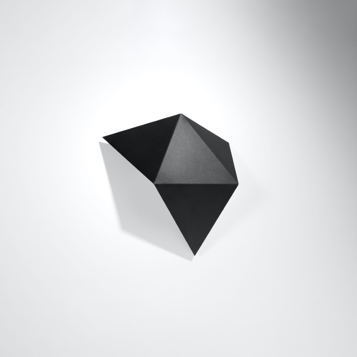 Stenska svetilka SOLIDO črna (27x8x25cm)