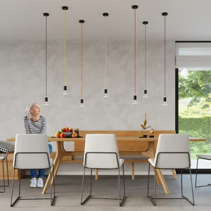 Obesna svetilka EDISON črna (8x8x106cm)